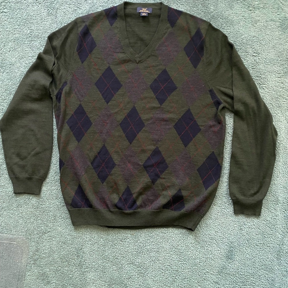 Brooks Brothers Men’s Argyle Sweater